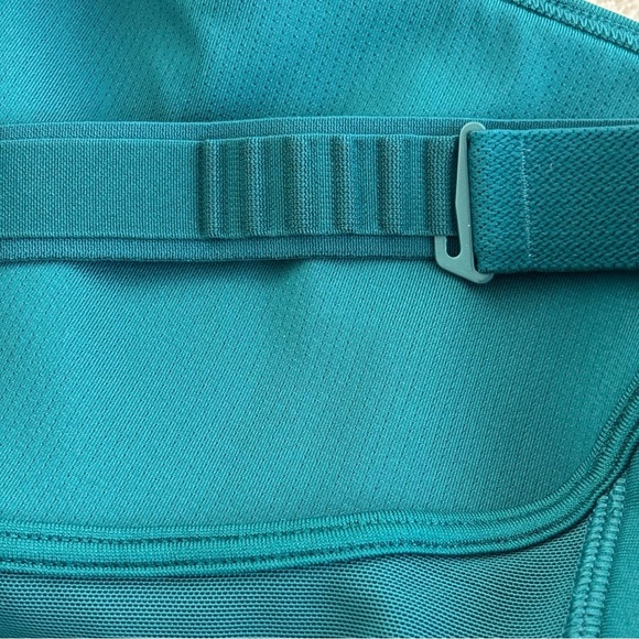NWT Under Armour HeatGear High Teal Sports Bra Compression Adjustable Dry Fit M - Picture 8 of 9